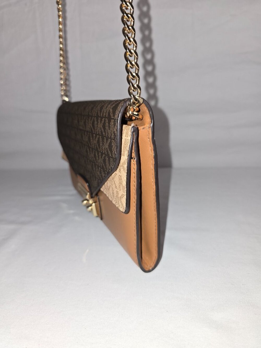 Michael Kors Sloan Medium Brown MK Logo And Leather Chain Link Crossbody Wallet - Picture 3 of 13